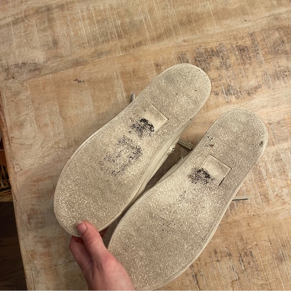 Dolce Vita High Top Sneakers - Picture 5 of 8